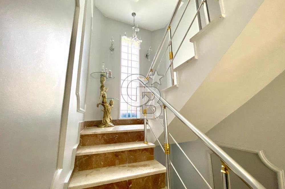 Büyükçekmece Ekşioğlu Yakamoz Sitesi Satılık 5+2 Müstakil Villa