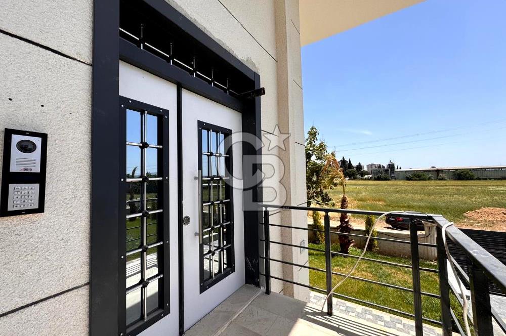 AYRANCILARDA ANA YOLA CEPHE, HAVUZLU, SIFIR 2+1 SATILIK DAİRE