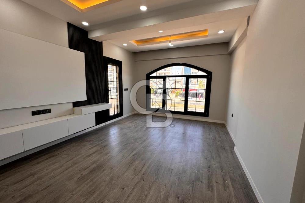 AYRANCILARDA ANA YOLA CEPHE, HAVUZLU, SIFIR 2+1 SATILIK DAİRE