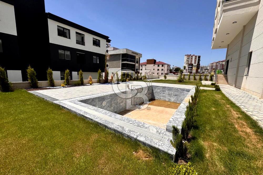 AYRANCILARDA ANA YOLA CEPHE, HAVUZLU, SIFIR 2+1 SATILIK DAİRE