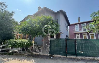 ORMAN MANZARALI BAHÇELI ÇIFT GIRISLI 3+2 SATILIK MÜSTAKIL