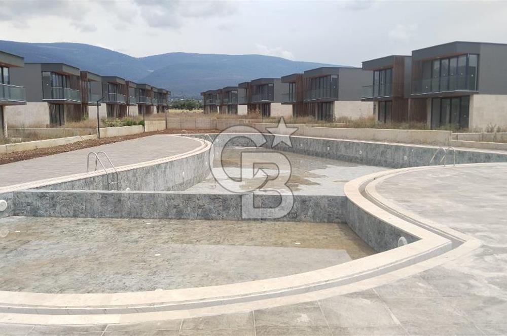 DENİZE 500 METRE 1+1 BAHÇE KATI YAZLIK DAİRE