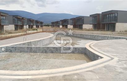 DENİZE 500 METRE 1+1 BAHÇE KATI YAZLIK DAİRE