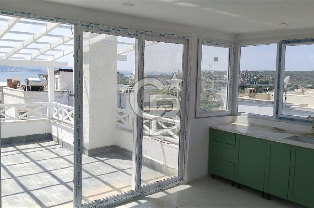 KIYIKIŞLACIK’TA ÖZEL PLAJLI İKİZ TRİPLEKS VİLLA