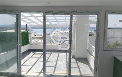 KIYIKIŞLACIK’TA ÖZEL PLAJLI İKİZ TRİPLEKS VİLLA