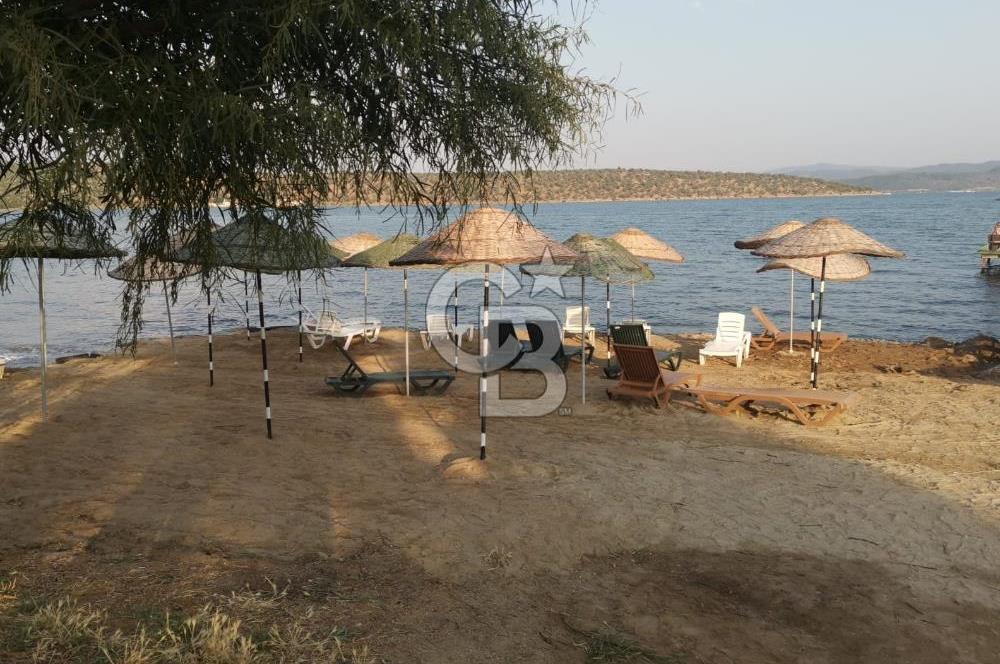 KIYIKIŞLACIK’TA ÖZEL PLAJLI İKİZ TRİPLEKS VİLLA