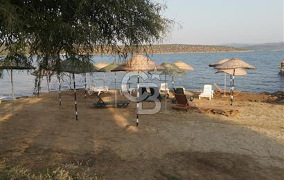 KIYIKIŞLACIK’TA ÖZEL PLAJLI İKİZ TRİPLEKS VİLLA