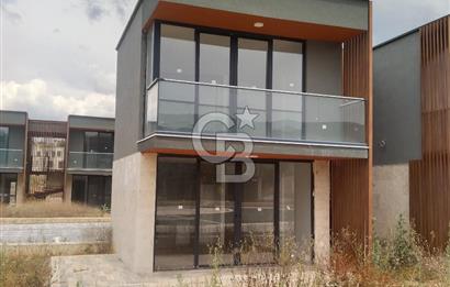 DENİZE 500 METRE 1+1 BAHÇE KATI YAZLIK DAİRE