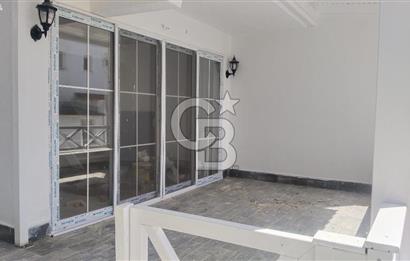 KIYIKIŞLACIK’TA ÖZEL PLAJLI İKİZ TRİPLEKS VİLLA