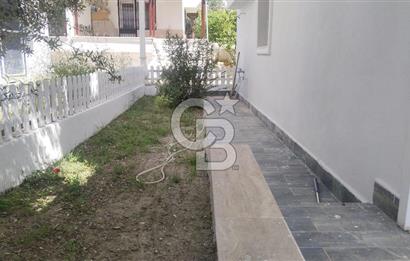 KIYIKIŞLACIK’TA ÖZEL PLAJLI İKİZ TRİPLEKS VİLLA