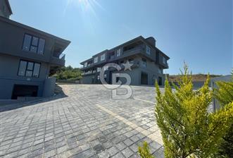 YALOVA KADIKÖY'DE SİTE İÇİNDE DENİZ MANZARALI 1+1 KİRALIK DAİRE