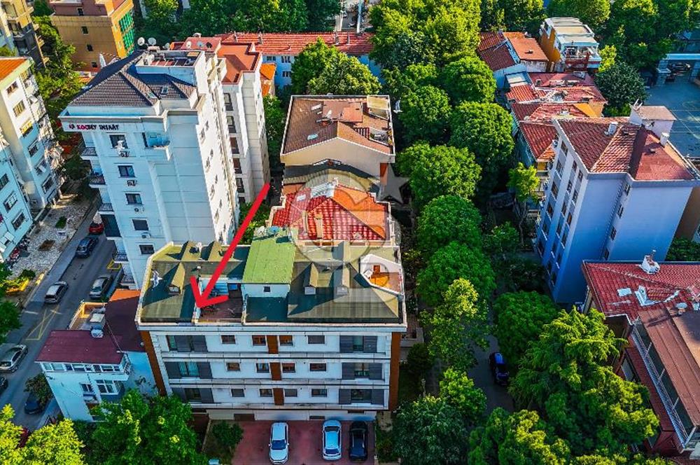 Suadiye'de Konum Avantajlı , Teraslı , İki Ayrı Girişli,  3+1 Çatı Dubleksi 