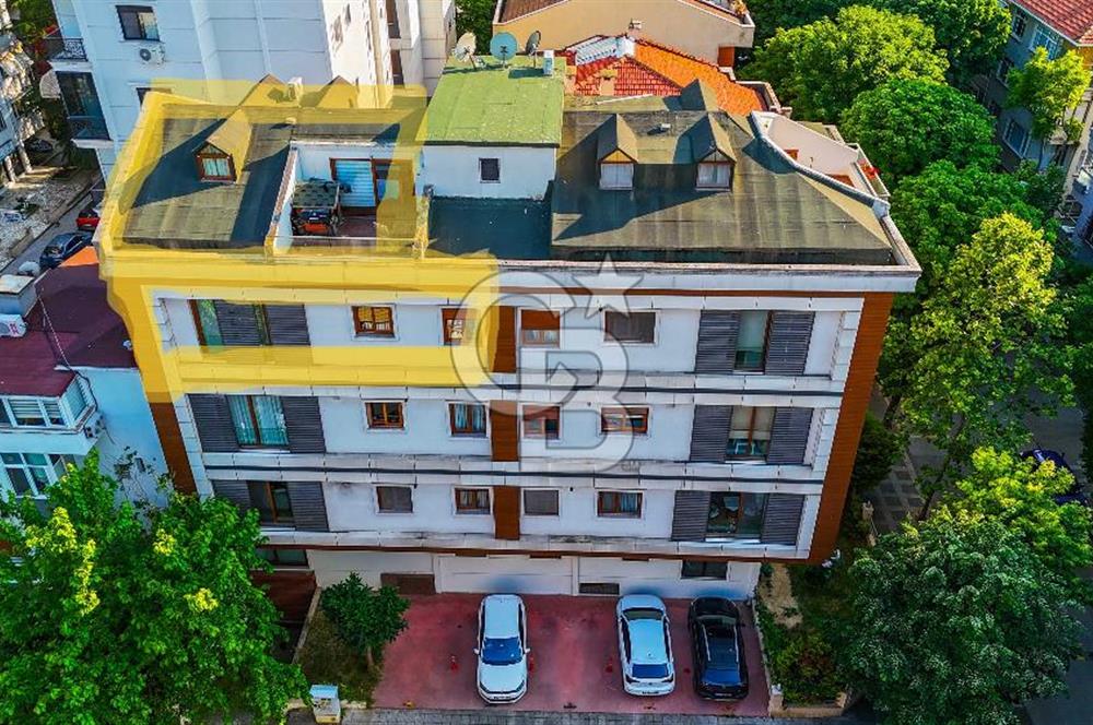 Suadiye'de Konum Avantajlı , Teraslı , İki Ayrı Girişli,  3+1 Çatı Dubleksi 