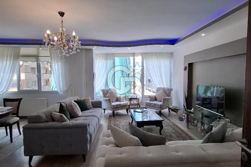 Hem şehir merkezi hem sahil kenarı 