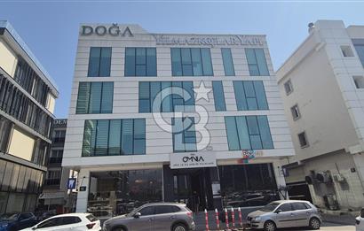 Bayraklı Adliye Yakını Doğa Plazada 82 m2 Geniş 2+1 Kiralık Ofis