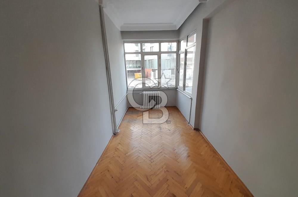 MERDİVENKÖY ONAY SİTESİ KARŞISI 125 M2 SATILIK 3+1