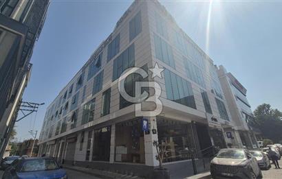 Bayraklı Adliye Yakını Doğa Plazada 82 m2 Geniş 2+1 Kiralık Ofis