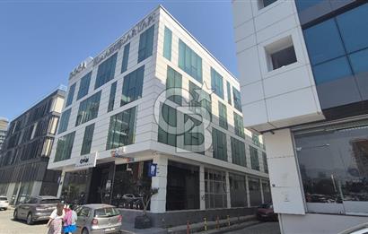 Bayraklı Adliye Yakını Doğa Plazada 82 m2 Geniş 2+1 Kiralık Ofis