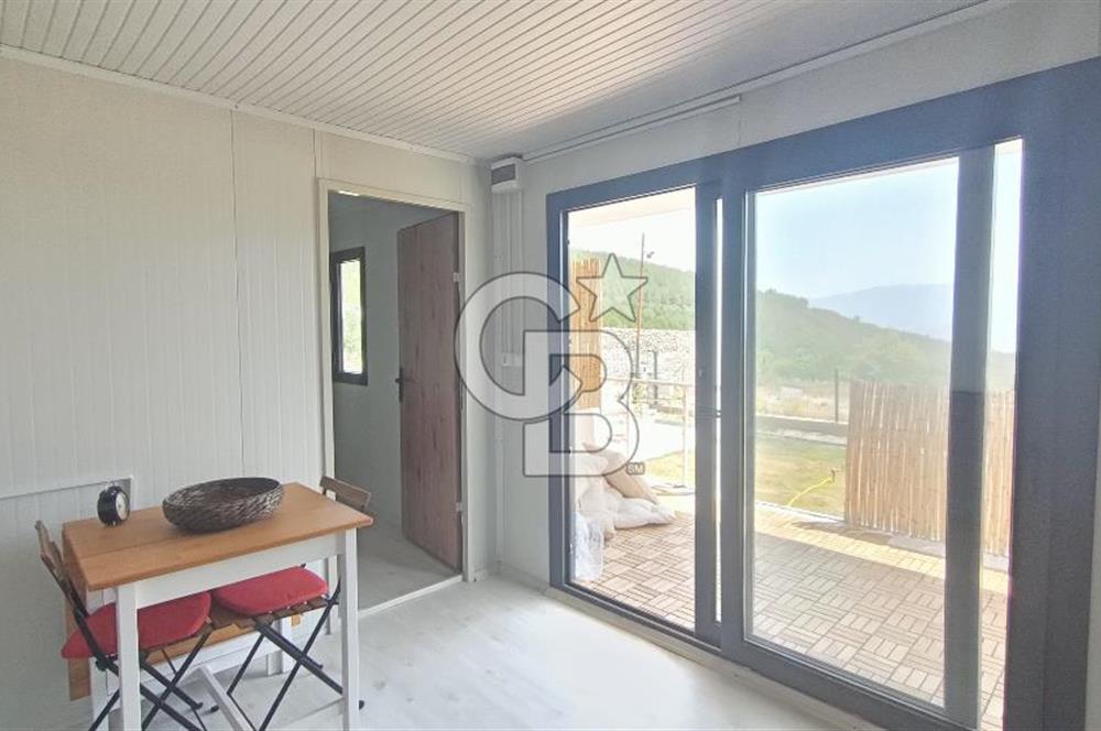 Bornova Yaka köy Tarla Ve eşyalı 1+1 prefabrik ev 