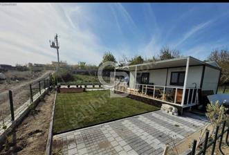 Bornova Yaka köy Tarla Ve eşyalı 1+1 prefabrik ev 