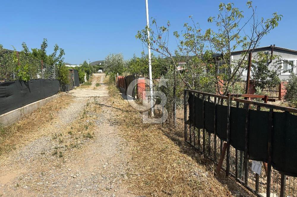 CB Yalı'dan Menderes Yeniköy'de Satılık Arsa ve Ev