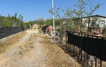 CB Yalı'dan Menderes Yeniköy'de Satılık Arsa ve Ev