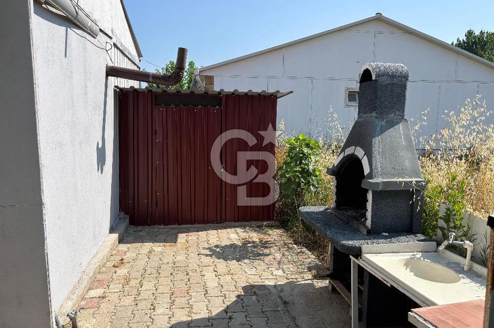 CB Yalı'dan Menderes Yeniköy'de Satılık Arsa ve Ev