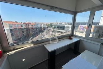 Çanakkale Merkez'de Nusret Kutlu İşhanında Kiralık İşyeri