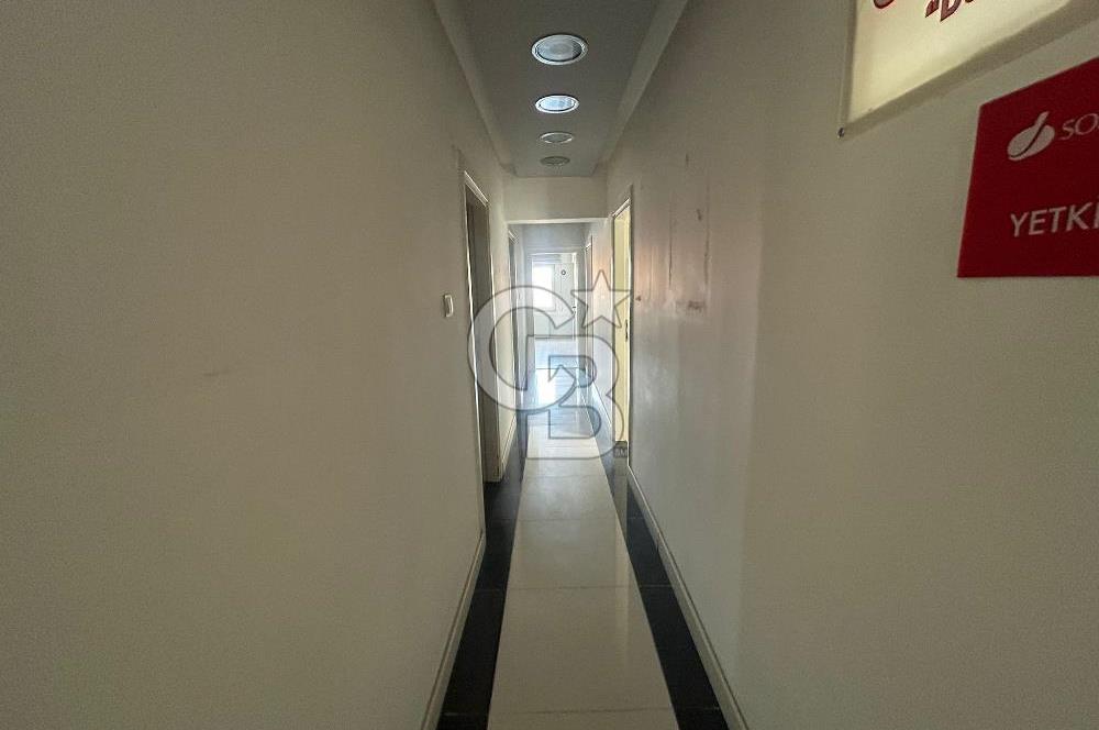 Çanakkale Merkez'de Nusret Kutlu İşhanında Kiralık İşyeri
