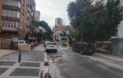 caddebostan ömerpaşa cad üzeri iskanlı ön kullanımlı 