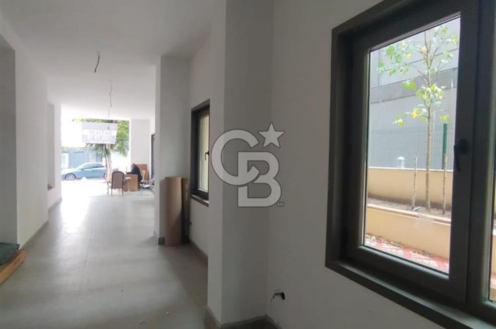 caddebostan ömerpaşa cad üzeri iskanlı ön kullanımlı 