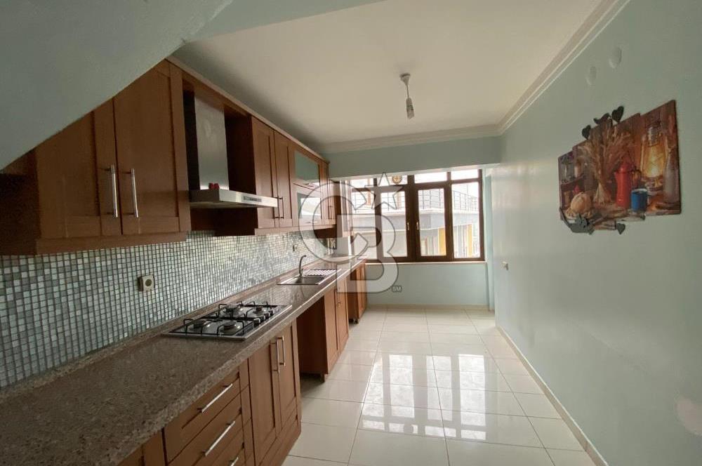 RAGIP TÜZÜN'DE ANIL SOKAK METRO YAKINI KİRALIK 4+1 DUBLEKS DAİRE