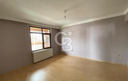 RAGIP TÜZÜN'DE ANIL SOKAK METRO YAKINI KİRALIK 4+1 DUBLEKS DAİRE