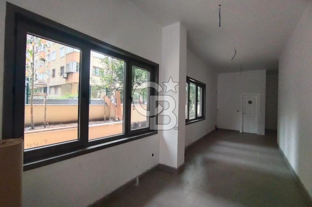 caddebostan ömerpaşa cad üzeri iskanlı ön kullanımlı 