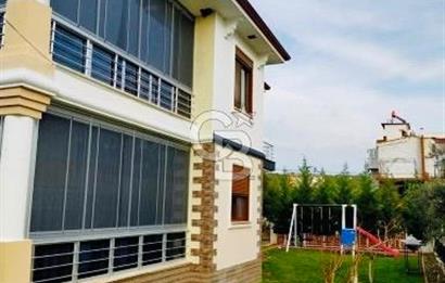 EDREMİT AVCILARDA BÜYÜK BAHÇE KULLANIMLI VİLLA
