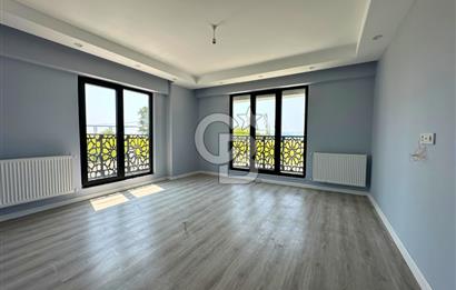 Çanakkale Lapseki'de Denize Nazır Geniş Balkonlu 3+1 Daire