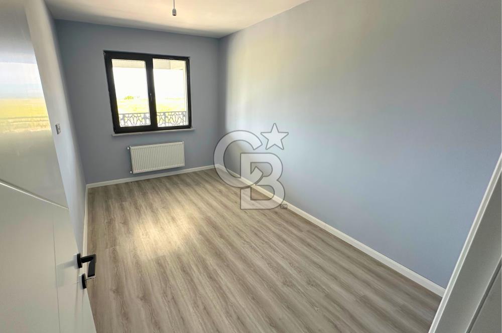 Çanakkale Lapseki'de Denize Nazır Geniş Balkonlu 3+1 Daire