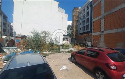 Ataşehir'de eski havaalanı  caddesi tramvay durağı karşısında 4 kat imarlı satılık arsa
