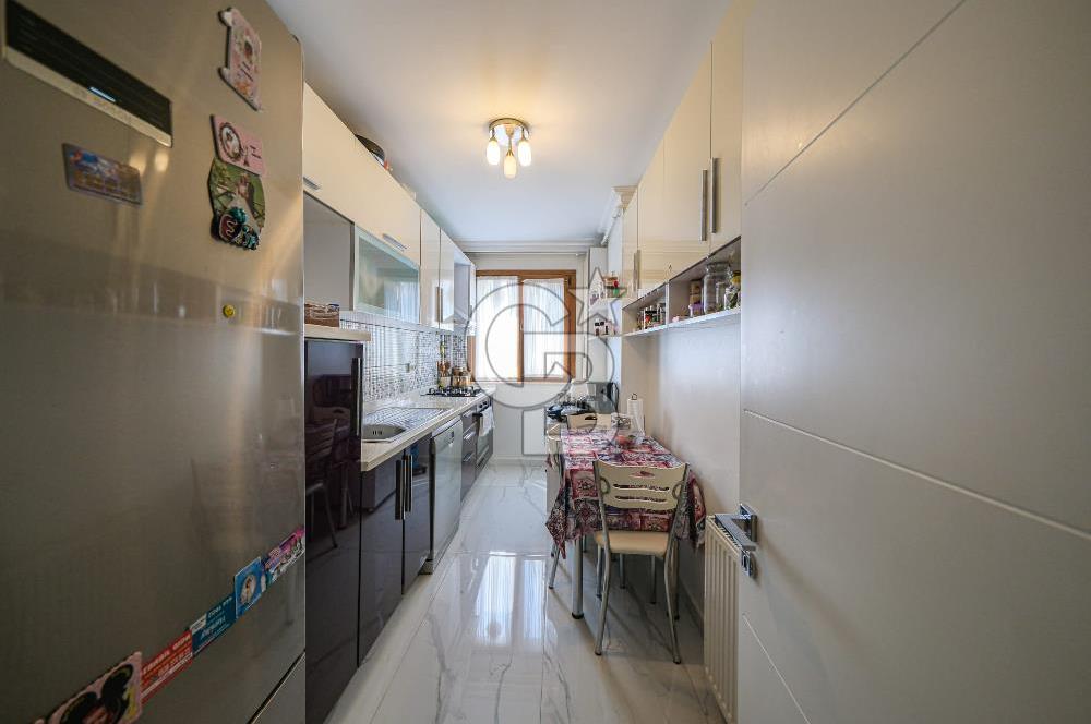 MALTEPE ALTAYÇEŞME GENİŞ 4+1 METRO,E-5 YAKINI .SATILIK DAİRE