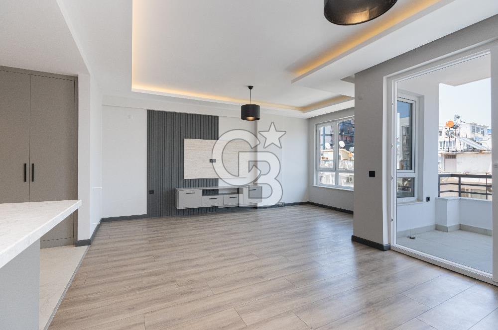 DENİZ MAHALLESİ'NDE DENİZ MANZARALI SATILIK 3+1 DAİRE