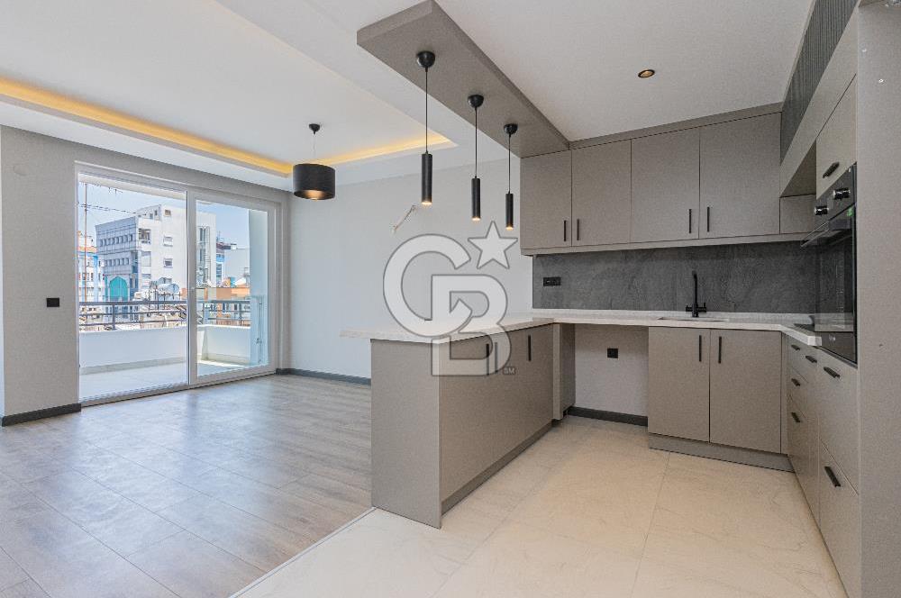 DENİZ MAHALLESİ'NDE DENİZ MANZARALI SATILIK 3+1 DAİRE