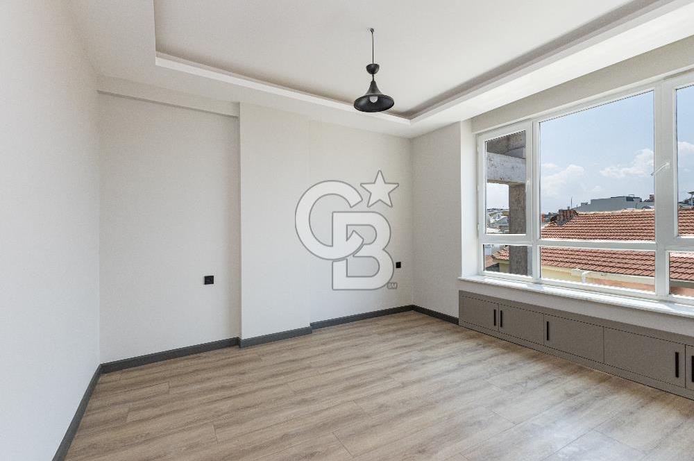 DENİZ MAHALLESİ'NDE DENİZ MANZARALI SATILIK 3+1 DAİRE