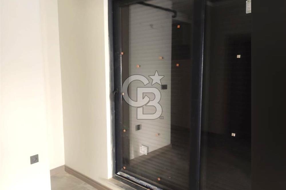 IŞIKLARDA MÜKEMMEL KONUMDA BAHÇE KULLANIMLI SIFIR DAİRE