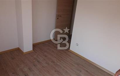 Balçova'da Satılık Üniversite Yakını Geniş 1+1 Daire