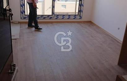 Balçova'da Satılık Üniversite Yakını Geniş 1+1 Daire