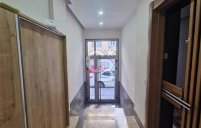 Balçova'da Satılık Üniversite Yakını Geniş 1+1 Daire