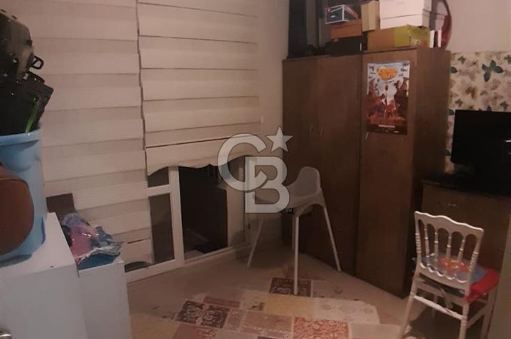 Balçova Onur Mah. Merkezi Lokasyonda İçi Yapılı Daire