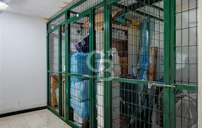 KOZYATAĞI MERKEZ 220 M2 4+1 GENÇ BİNA MÜKEMMEL LOKASYON
