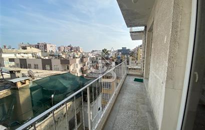 Mersin Yenişehir Pirireis Mahallesinde Satılık 3+1 Daire
