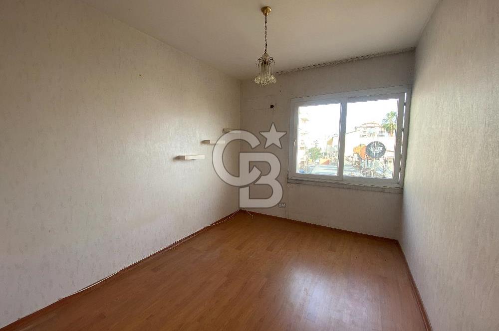 Mersin Yenişehir Pirireis Mahallesinde Satılık 3+1 Daire
